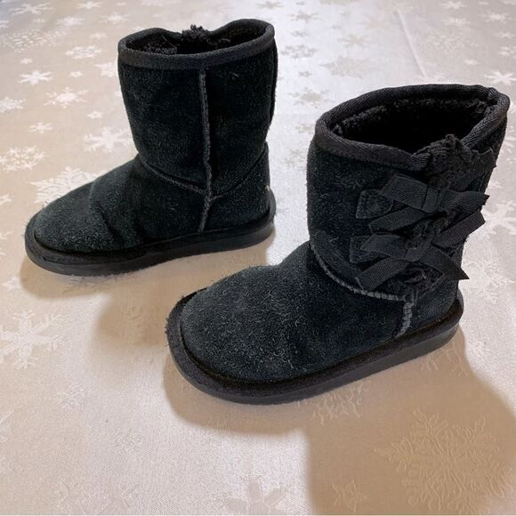 Koolaburra by Ugg Boots Black Bow Girls Toddler Sz 4 Gorgeous - Picture 2 of 8